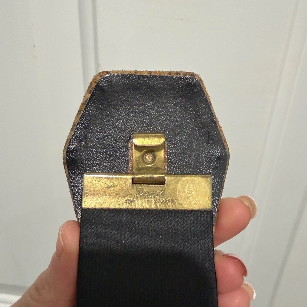 Pearl Black and Brown Leopard Stretch belt, Closet Staple!! - Picture 4 of 5